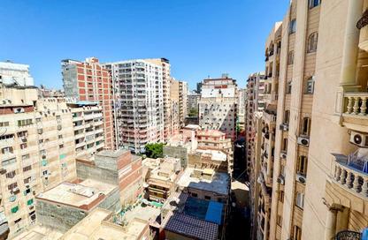 Apartment - 3 Bedrooms - 2 Bathrooms for sale in Al Ekbal St. - Laurent - Hay Sharq - Alexandria