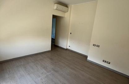 Penthouse - 3 Bedrooms - 3 Bathrooms for sale in Palm Hills Village Gate - South Investors Area - New Cairo City - Cairo Penthouse - 3 Bedrooms - 3 Bathrooms for sale in Palm Hills Village Gate - South Investors Area - New Cairo City - Cairo