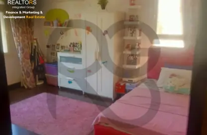 فيلا - 5 غرف نوم - 3 حمامات للبيع في جرين هيلز - محور 26 يوليو - مدينة 6 أكتوبر - الجيزة