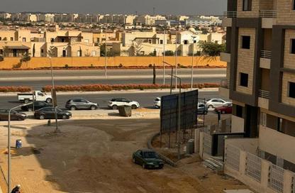 Apartment - 4 Bedrooms - 3 Bathrooms for sale in Al Andalus District - New Cairo City - Cairo