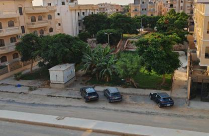 Apartment - 3 Bedrooms - 3 Bathrooms for sale in 2nd Neighborhood - 2nd District East - Shorouk City - Cairo