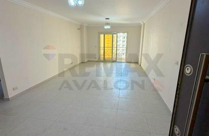 Apartment - 3 Bedrooms - 3 Bathrooms for rent in Sawary - Alexandria Compounds - Alexandria Apartment - 3 Bedrooms - 3 Bathrooms for rent in Sawary - Alexandria Compounds - Alexandria