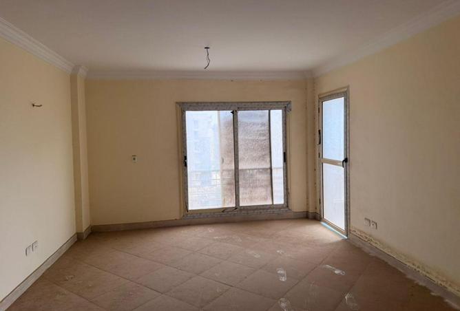 65163028 - Property Main Image