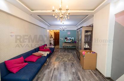 Apartment - 2 - 1 for sale in Smouha - Hay Sharq - Alexandria
