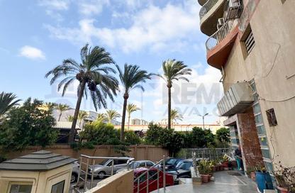 Apartment - 3 Bedrooms - 2 Bathrooms for sale in Smouha - Hay Sharq - Alexandria