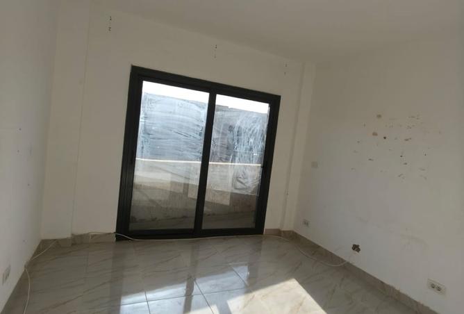 98814892 - Property Image 2