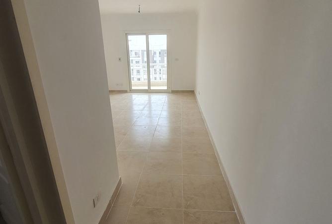99384299 - Property Image 2
