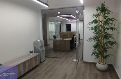 Villa - Studio - 5 Bathrooms for rent in Degla Square - Degla - Hay El Maadi - Cairo
