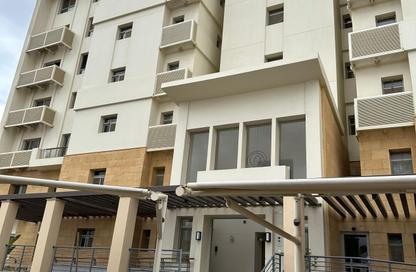 Apartment - 3 Bedrooms - 3 Bathrooms for sale in Fountain Side - Uptown Cairo - Mokattam - Cairo