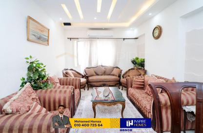 Apartment - 4 Bedrooms - 2 Bathrooms for sale in Mohamed Bahaa Al Din Al Ghouri St. - Smouha - Hay Sharq - Alexandria