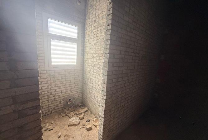 8669702 - Property Image 3