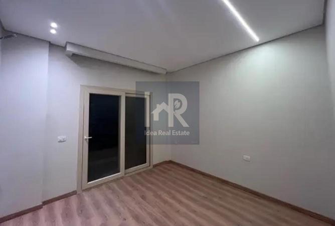 8656301 - Property Image 2