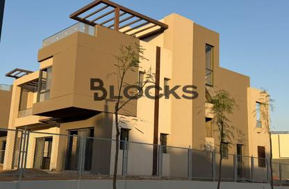 فيلا - 4 - 4 للبيع في ذا كراون - طريق مصر اسكندرية الصحراوي - مدينة 6 أكتوبر - الجيزة