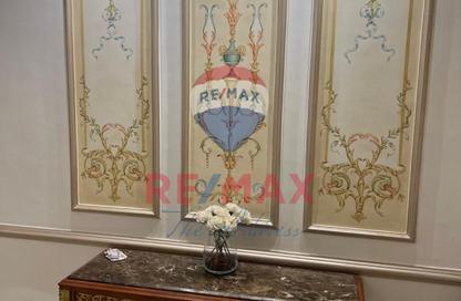 Apartment - 3 Bedrooms - 3 Bathrooms for sale in Heliopolis - Masr El Gedida - Cairo