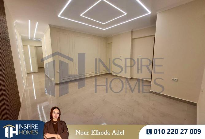 70104441 - Property Image 2