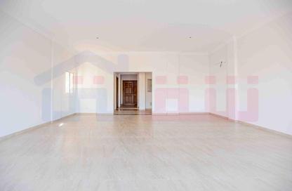 Villa - 4 Bedrooms - 5 Bathrooms for sale in Muruj - Smouha - Hay Sharq - Alexandria