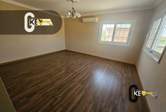 73495648 - Property Image 3