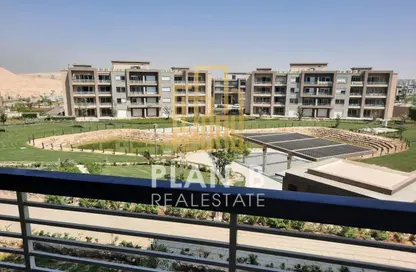 Apartment - 3 Bedrooms - 3 Bathrooms for sale in New Giza - Cairo Alexandria Desert Road - 6 October City - Giza