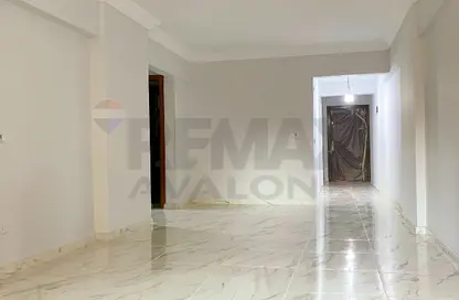 شقة - 3 غرف نوم - 2 حمامات للبيع في شارع جميلة بو حريد - السيوف - حي اول المنتزة - الاسكندرية شقة - 3 غرف نوم - 2 حمامات للبيع في شارع جميلة بو حريد - السيوف - حي اول المنتزة - الاسكندرية