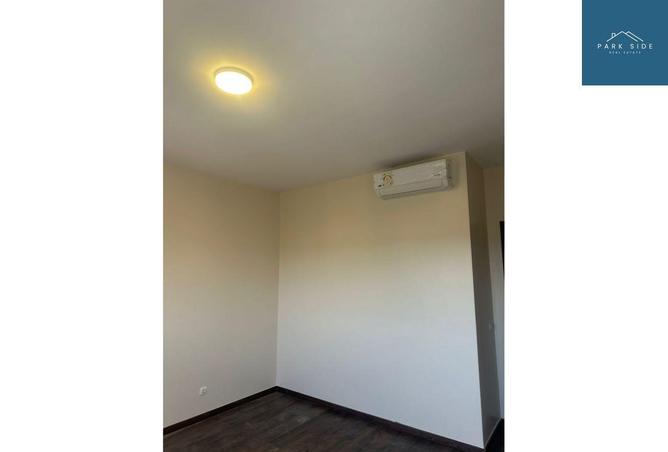 8642941 - Property Image 2