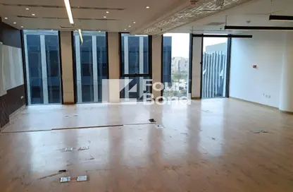 Office Space - Studio - 2 Bathrooms for rent in Eastown - 5th Settlement Compounds - The 5th Settlement - New Cairo City - Cairo
