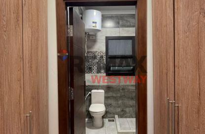 شقة - 3 غرف نوم - 2 حمامات للايجار في ذا كورت ياردز - كمبوندات الشيخ زايد - الشيخ زايد - الجيزة