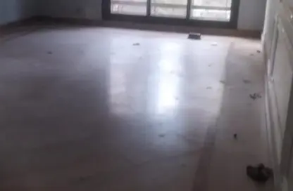 Apartment - 3 Bedrooms - 2 Bathrooms for rent in Hassan Ma'moon St. - 6th Zone - Nasr City - Cairo