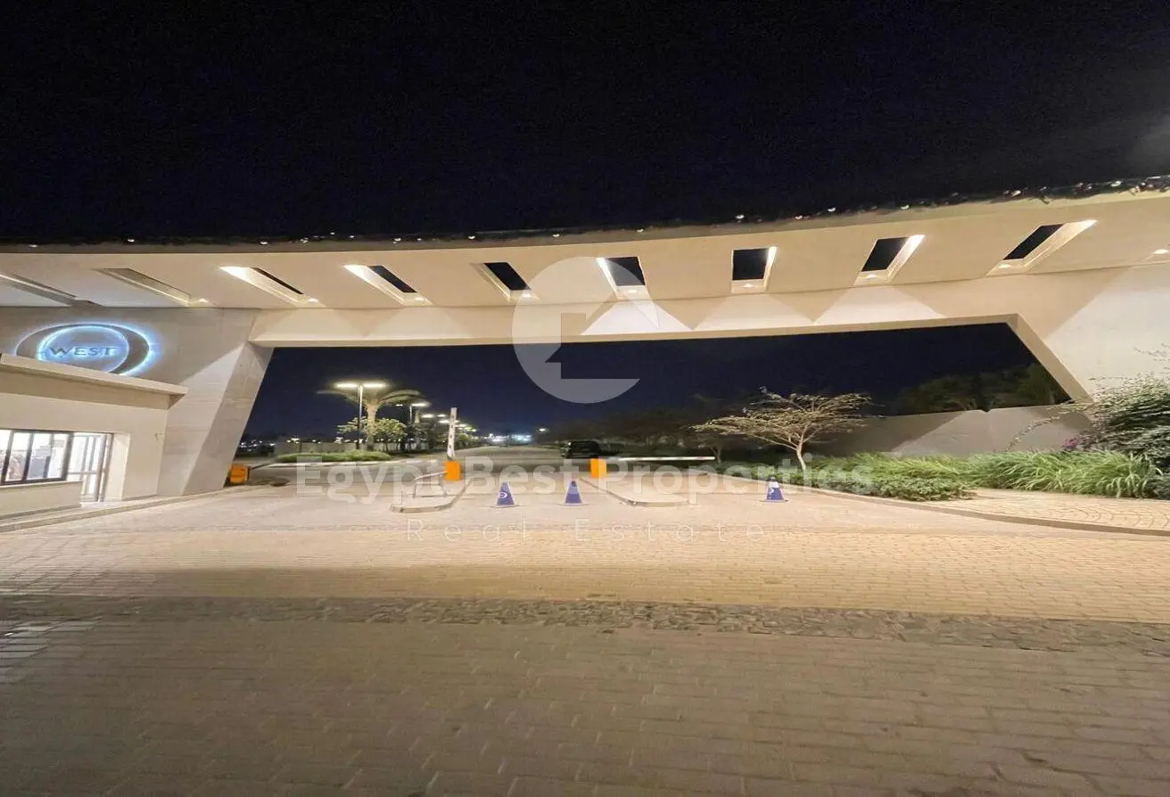 104885463 - Property Main Image