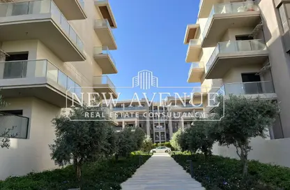 Apartment - 3 Bedrooms - 2 Bathrooms for sale in The Address East - 90 Street - The 5th Settlement - New Cairo City - Cairo