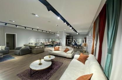 Retail - Studio - 2 Bathrooms for sale in Al Laselky St. - El Laselky - New Maadi - Hay El Maadi - Cairo