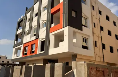 Apartment - 3 Bedrooms - 1 Bathroom for sale in Bait Alwatan - The 5th Settlement - New Cairo City - Cairo