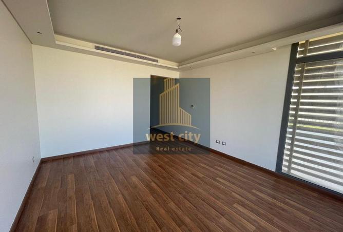 8446722 - Property Image 2