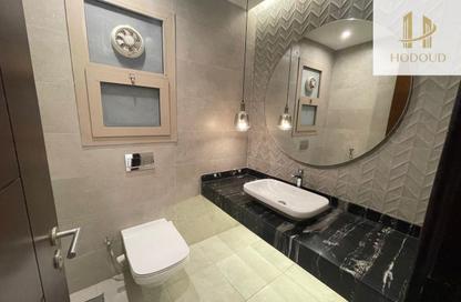 Apartment - 3 Bedrooms - 3 Bathrooms for sale in Alto - Uptown Cairo - Mokattam - Cairo