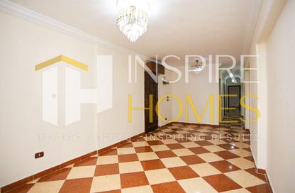 Apartment - 3 Bedrooms - 1 Bathroom for sale in Sporting - Hay Sharq - Alexandria