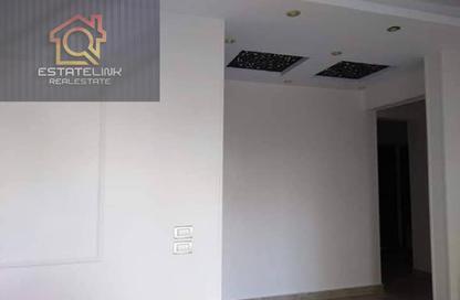 شقة - 3 غرف نوم - 2 حمامات للايجار في فاميلى سيتى - المستثمرين الشمالية - مدينة القاهرة الجديدة - القاهرة