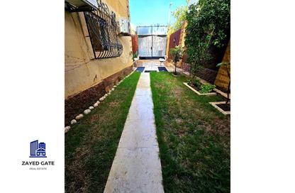 Apartment - 3 Bedrooms - 2 Bathrooms for sale in 10th District - Sheikh Zayed City - Giza Apartment - 3 Bedrooms - 2 Bathrooms for sale in 10th District - Sheikh Zayed City - Giza