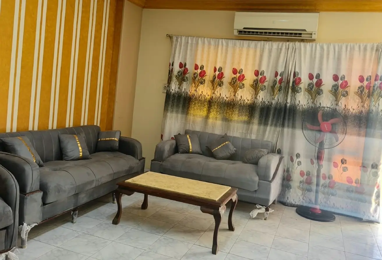 77611172 - Property Main Image