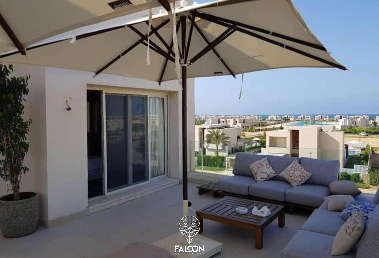 1-bedroom chalet 80 m² for sale in Hacienda West