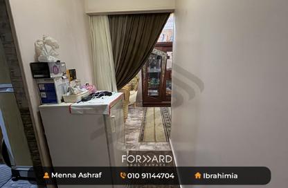 شقة - 3 غرف نوم - 2 حمامات للبيع في شارع لاجيتيه - الإبراهيمية - حي وسط - الاسكندرية
