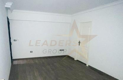 Apartment - 3 Bedrooms - 2 Bathrooms for sale in New Smouha - Smouha - Hay Sharq - Alexandria