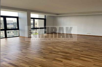 Apartment - 3 Bedrooms - 3 Bathrooms for sale in The Waterway View - 90 Street - The 5th Settlement - New Cairo City - Cairo