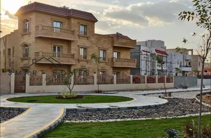 Whole Building - 3 Bedrooms - 2 Bathrooms for sale in Palm Villa - Al Wahat Road - 6 October City - Giza