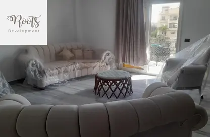 شقة - 4 غرف نوم - 2 حمامات للايجار في 6 ويست - بيفرلي هيلز - كمبوندات الشيخ زايد - الشيخ زايد - الجيزة