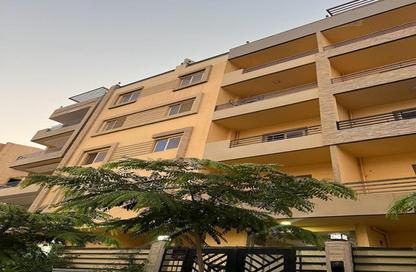 Apartment - 3 Bedrooms - 3 Bathrooms for sale in North Lotus - El Lotus - New Cairo City - Cairo