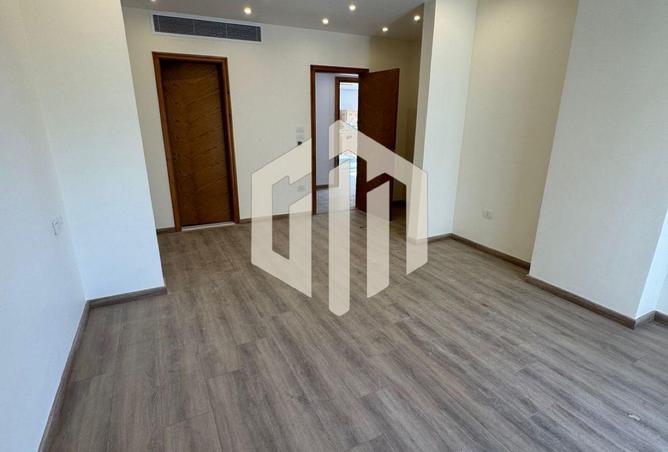72447725 - الصورة الرئيسية للعقار