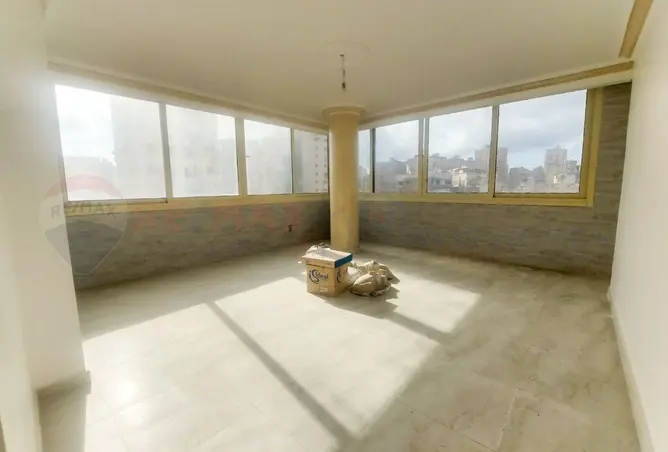 8195237 - Property Image 2