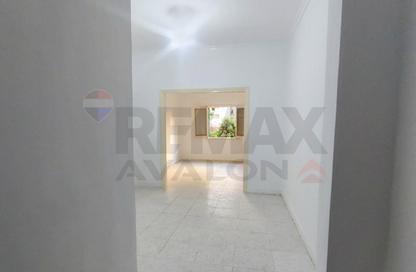 Apartment - 3 Bedrooms - 2 Bathrooms for rent in Khaled Ibn Alwaleed St. - Sidi Beshr - Hay Awal El Montazah - Alexandria