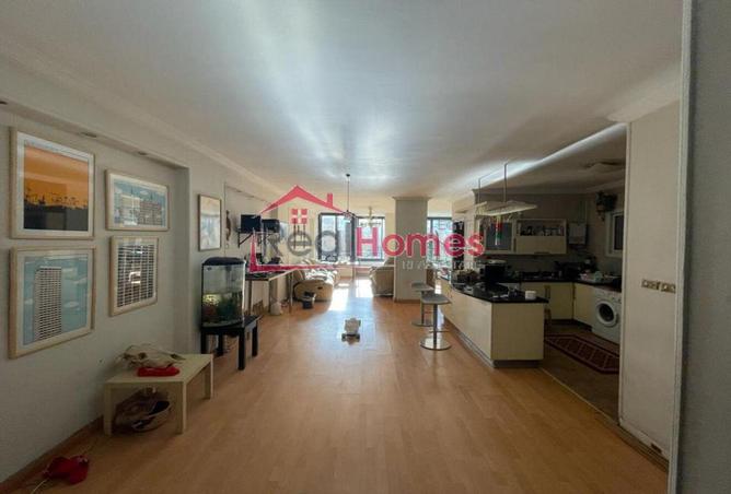 64128107 - Property Image 2