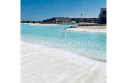Townhouse - 4 - 3 for sale in Azha North - Ras Al Hekma - North Coast