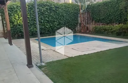 فيلا - 6 غرف نوم - 7 حمامات للايجار في قطامية ديونز - كمبوندات القطامية - القطامية - مدينة القاهرة الجديدة - القاهرة